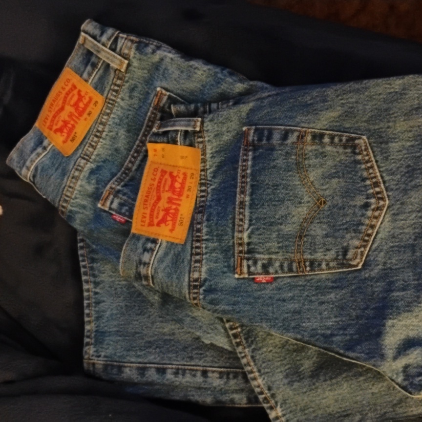 Levis 501 Jeans Brand New